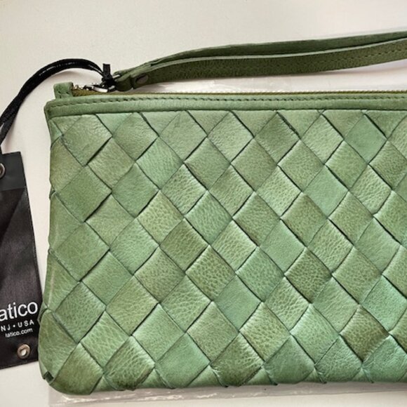 Latico Leather Amal Wristlet in Green Brand New - Picture 1 of 3